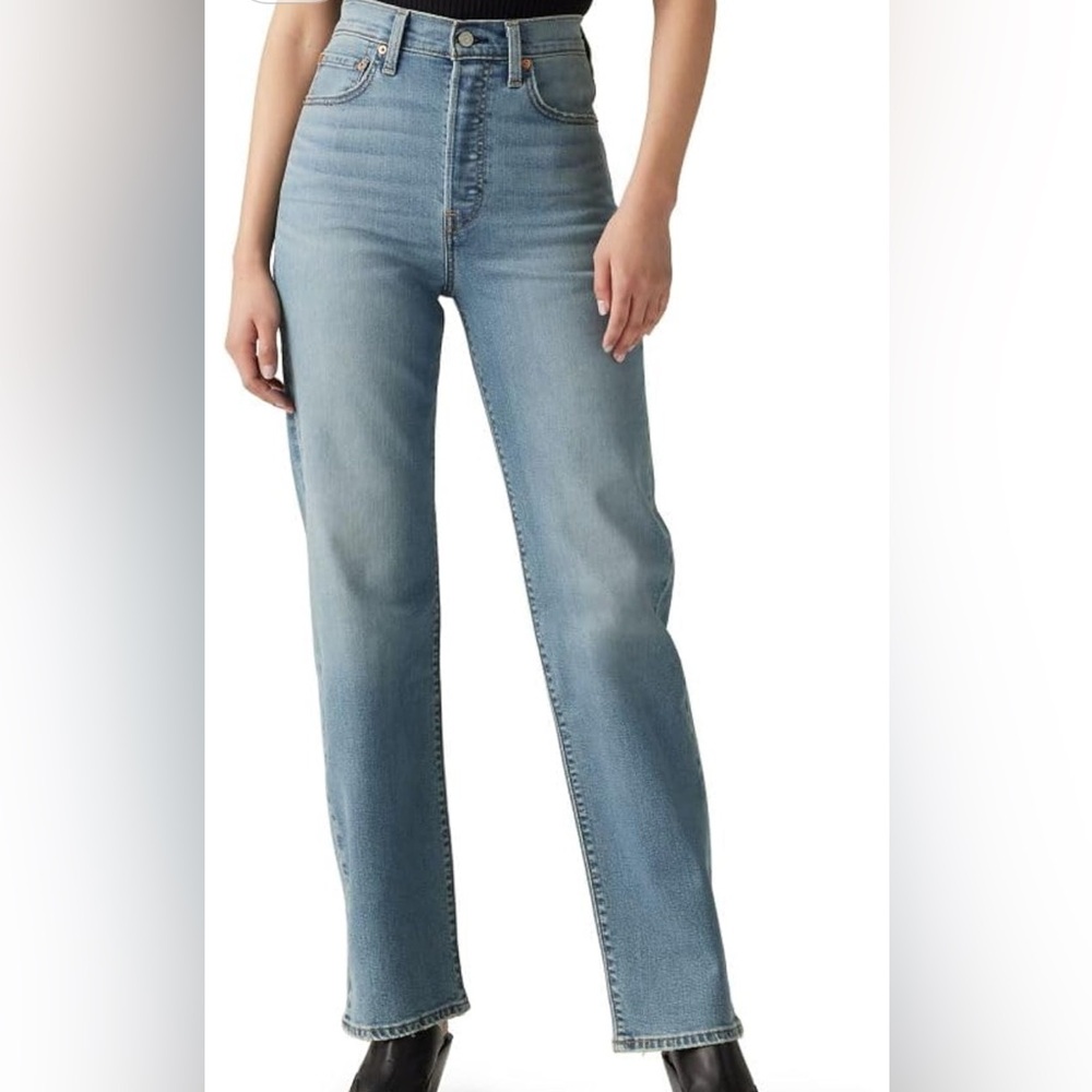 Levi Women's Ribcage Straight Full Length Jeans